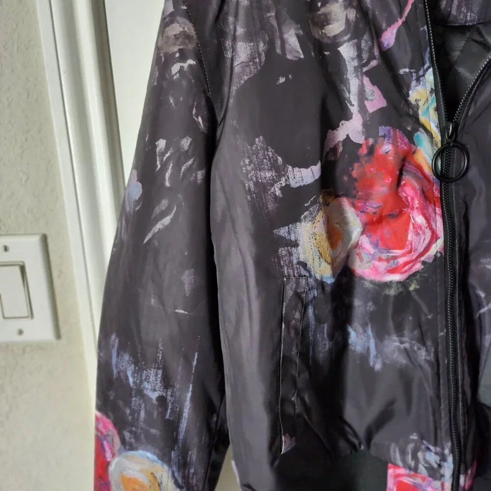 RARE Creamsoda Puffer Jacket, Amazing Design And Quality A Must Have - Picture 6 of 16